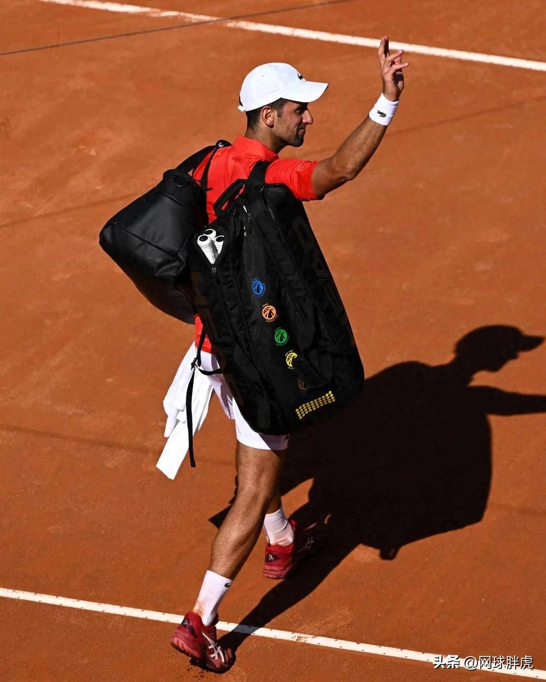 九游电脑版-湖人引发争议！，德约科维奇官方宣布夺冠新规比赛高潮迭起(萨巴伦卡评价德约科维奇)